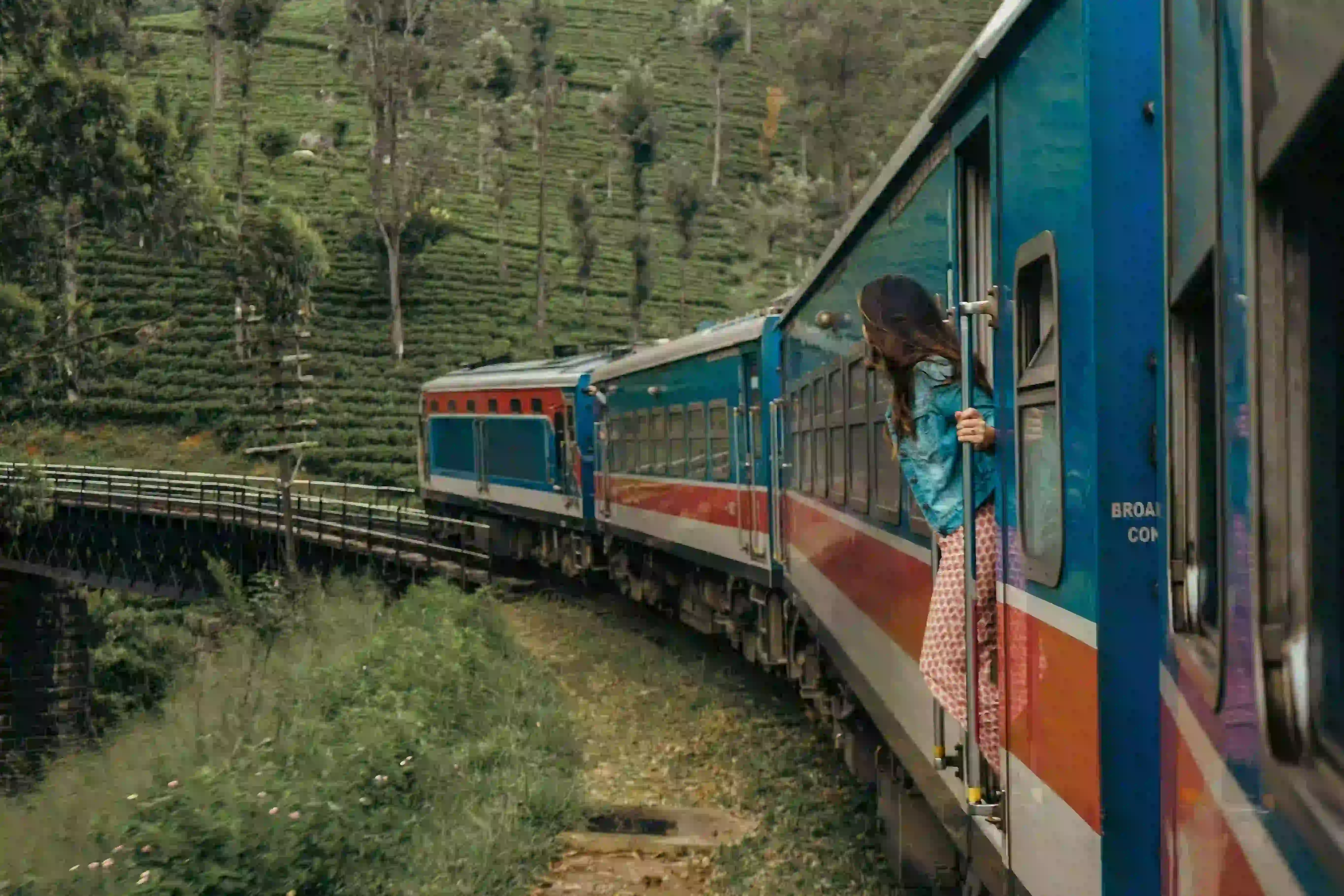 Scenic hill country train ride in Ella